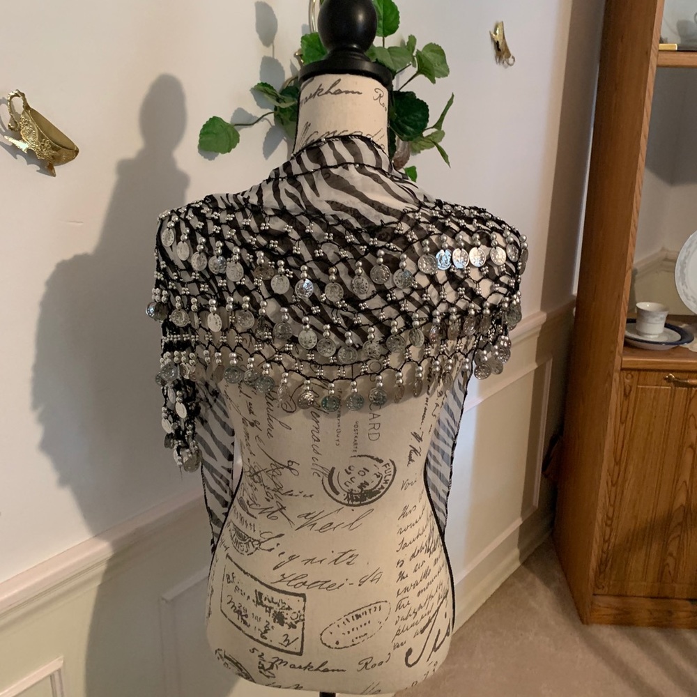 Scarf-Dangle - Picture 6 of 9